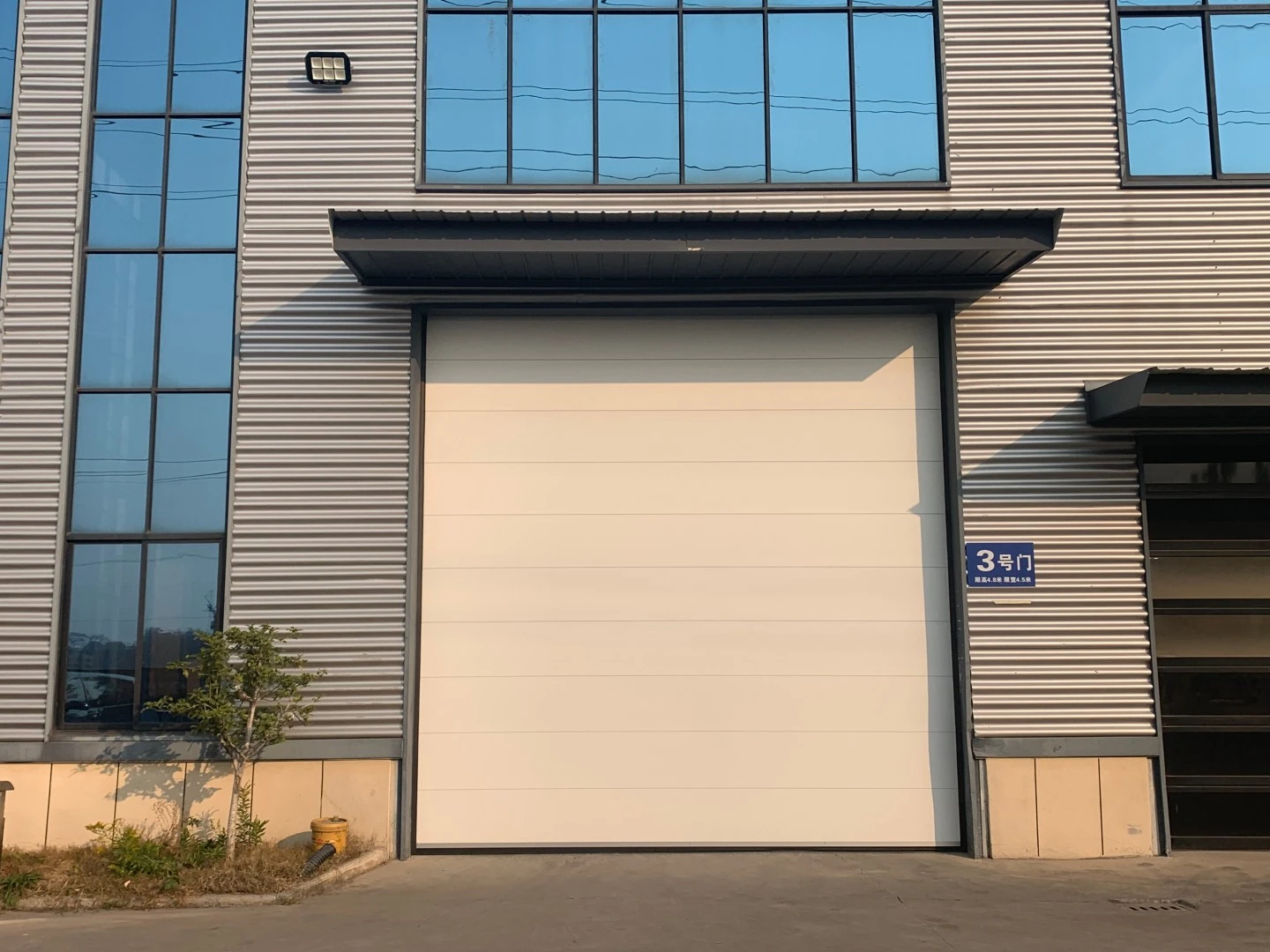 安必信工业门兴安服务站生产基地